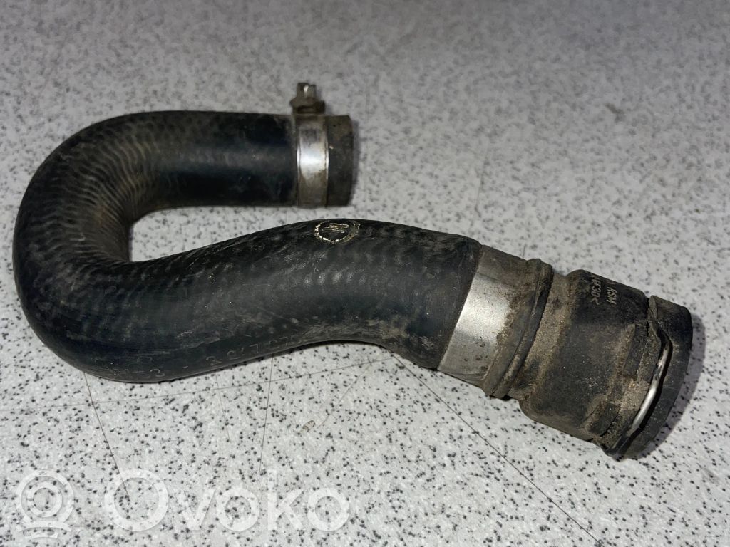 BMW 5 E39 Engine coolant pipe/hose 