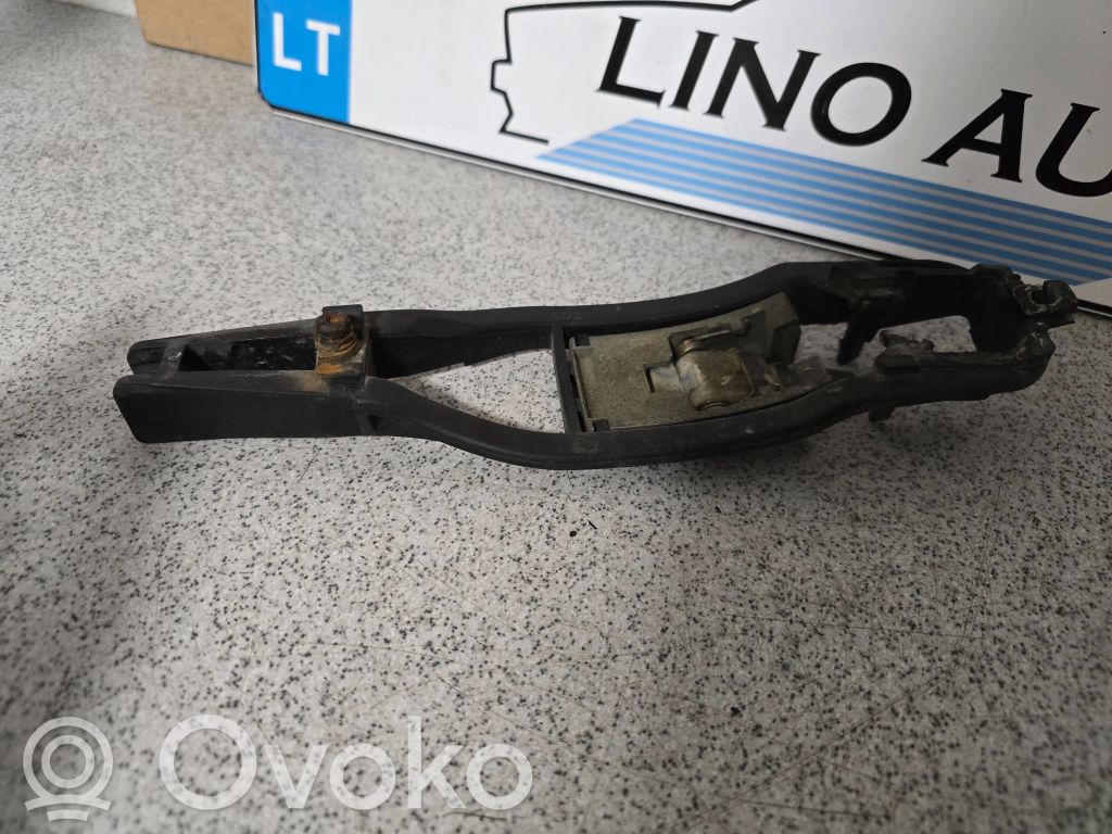 BMW 3 E46 Takaoven ulkokahvan kehys 