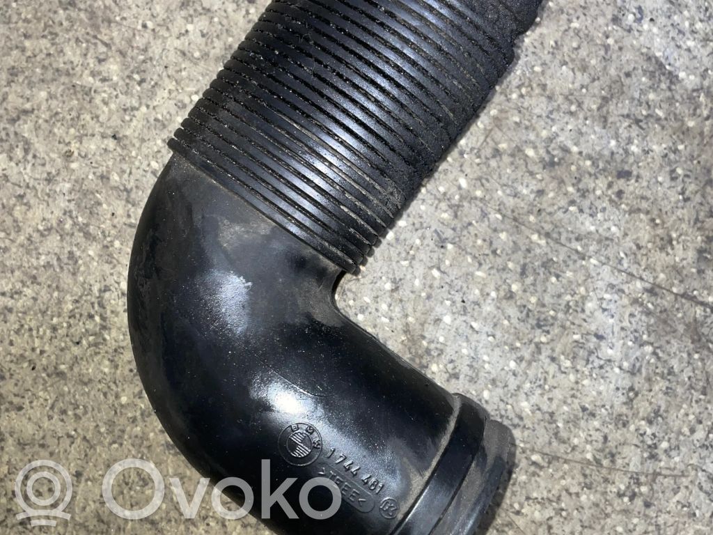BMW 5 E39 Šļūtene (-es) / caurule (-es) 
