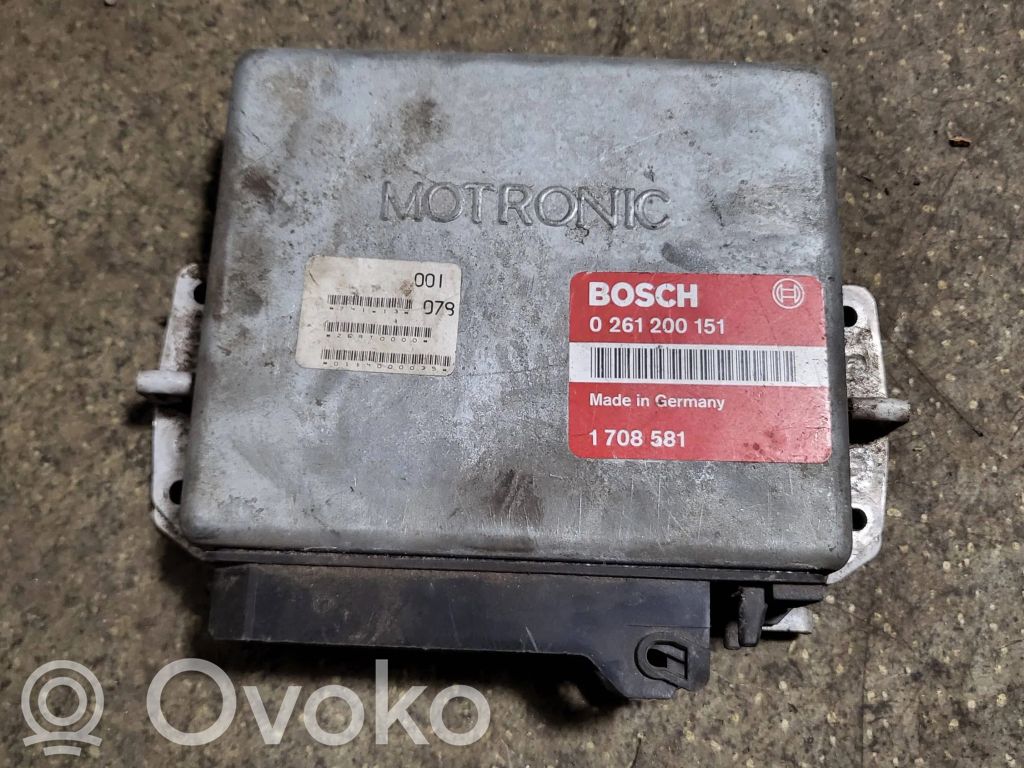 BMW 7 E32 Engine control unit/module 