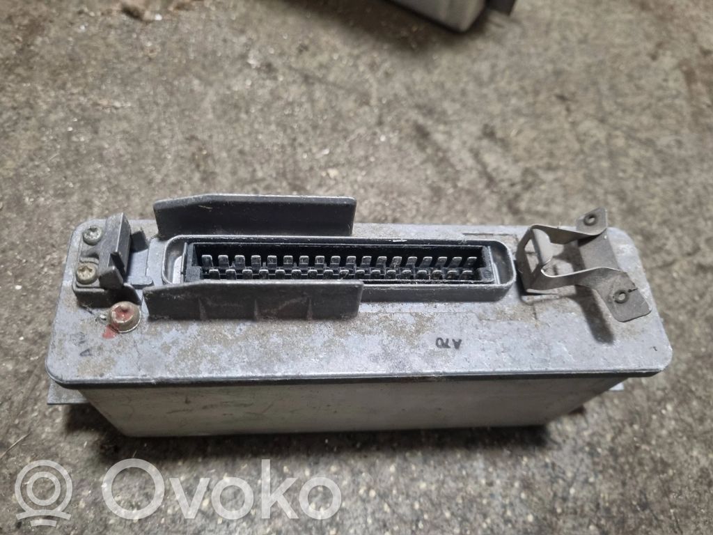BMW 5 E34 ABS valdymo blokas 