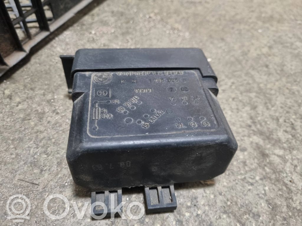 BMW 5 E34 Glow plug pre-heat relay 