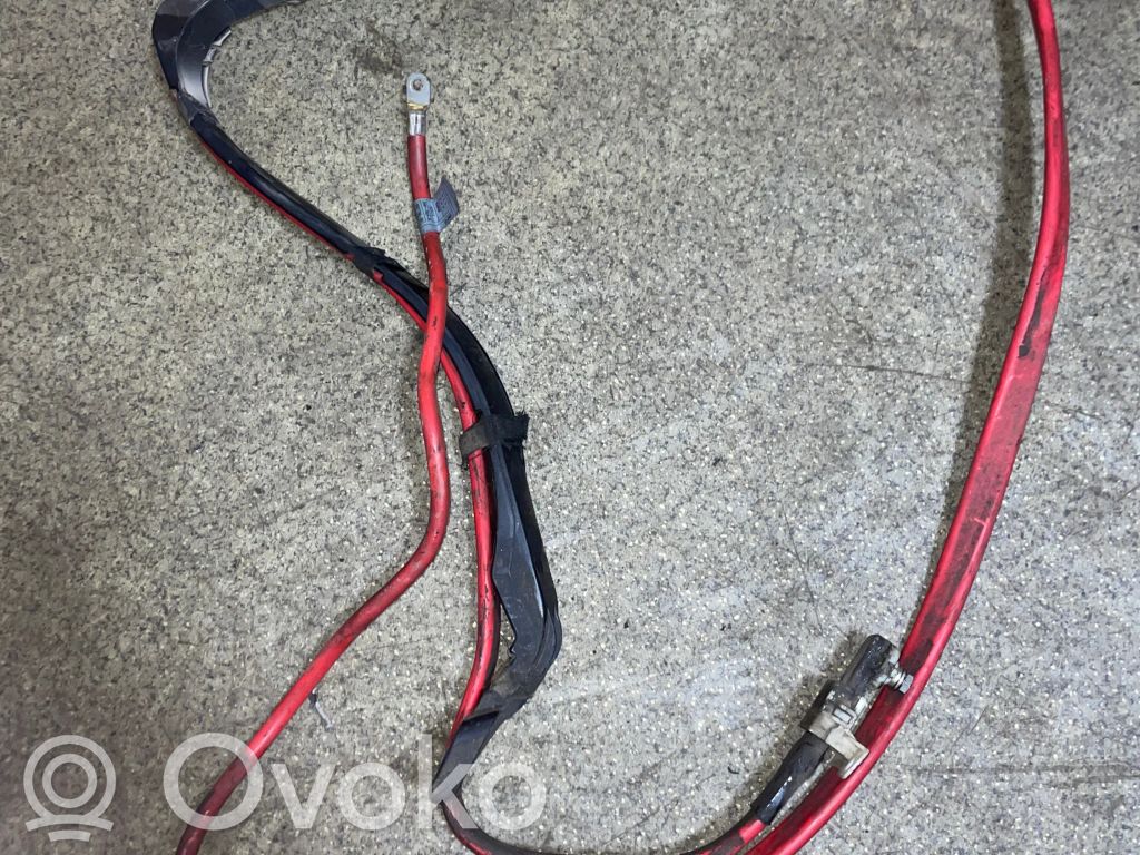 Câble de batterie positif   6927706,6927704