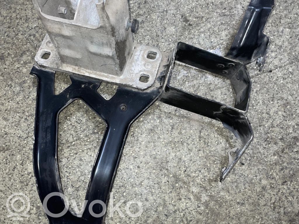 BMW 5 E60 E61 Staffa di rinforzo montaggio del paraurti anteriore 