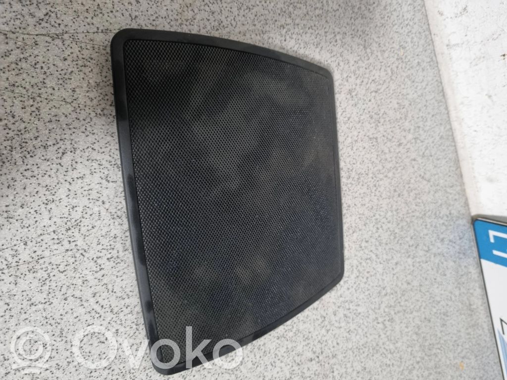 BMW 3 E90 E91 Palangės garsiakalbio apdaila 