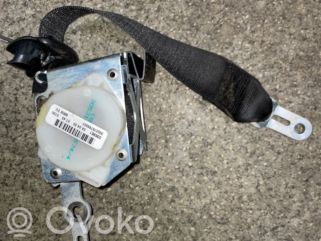 BMW 3 E90 E91 Rear seatbelt buckle 