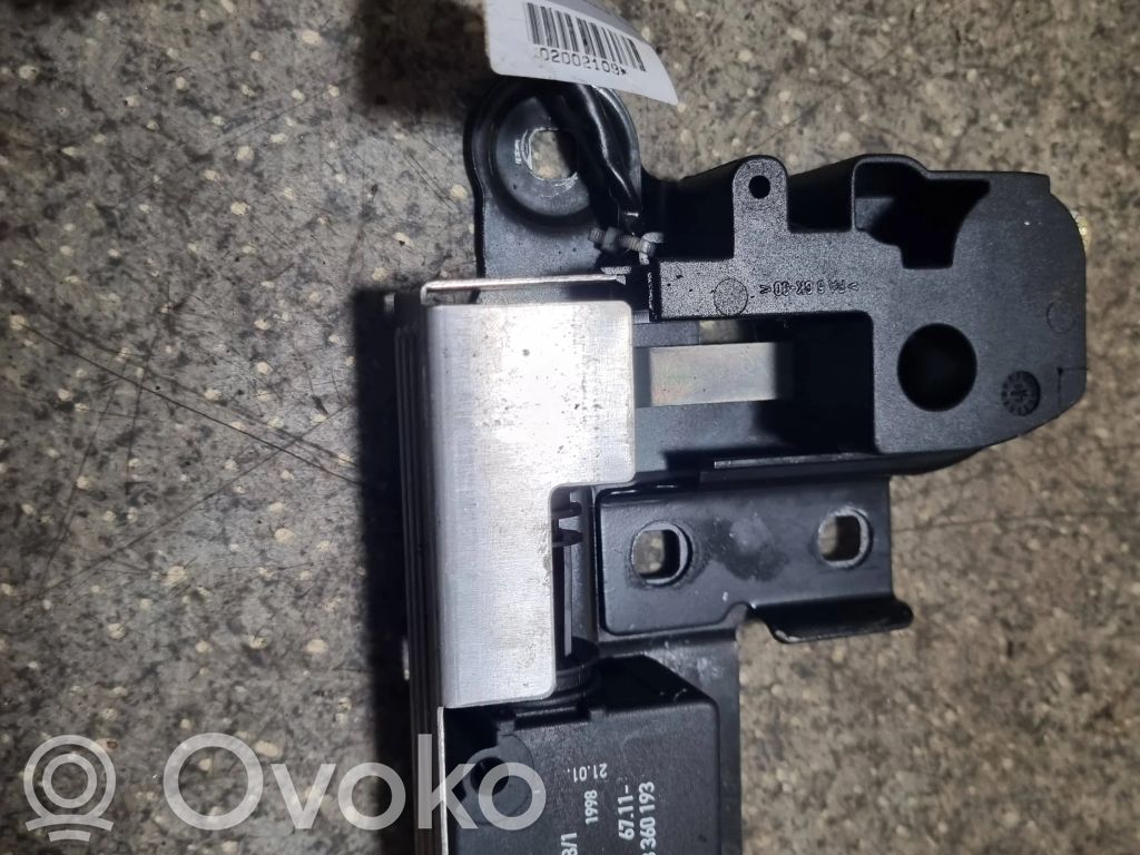 Tailgate window lock/catch/latch   8355127,5319DC