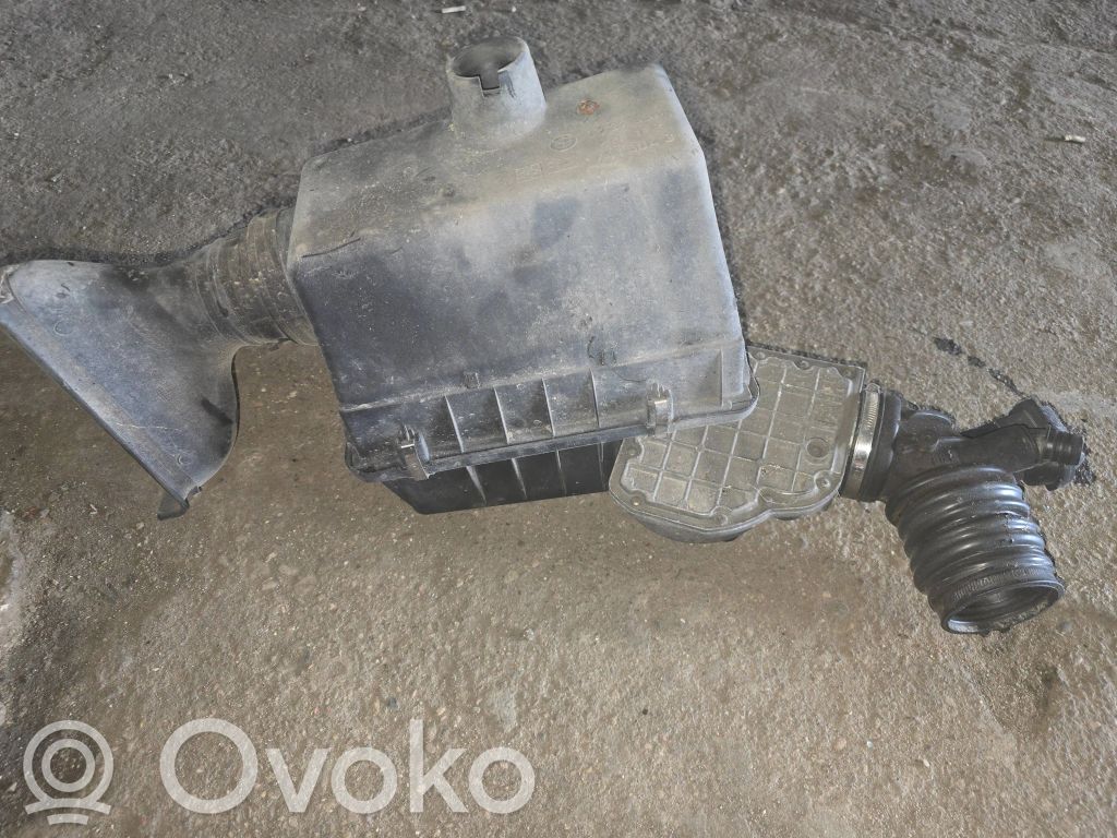 BMW 3 E36 Air filter box 