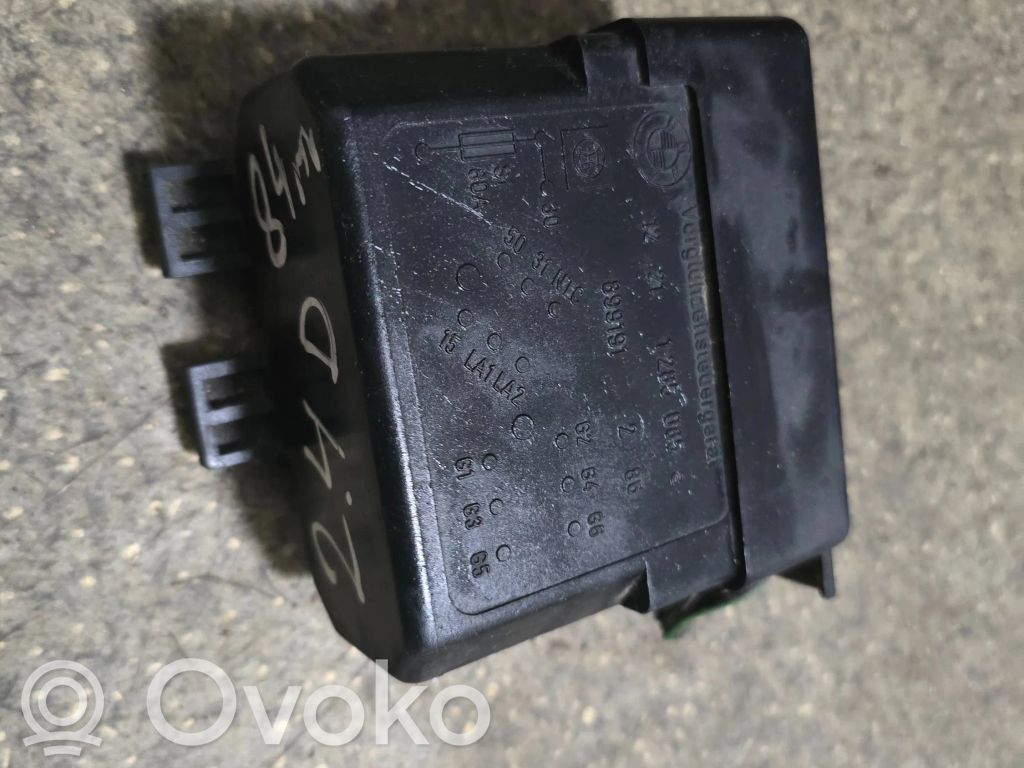 BMW 3 E30 Glow plug pre-heat relay 