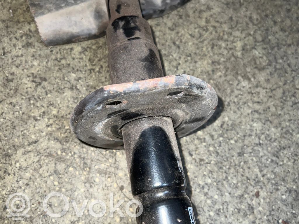 Front bumper mounting bracket   8119257,02310019