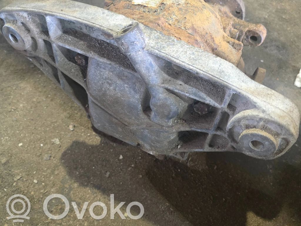 Rear differential   1428503