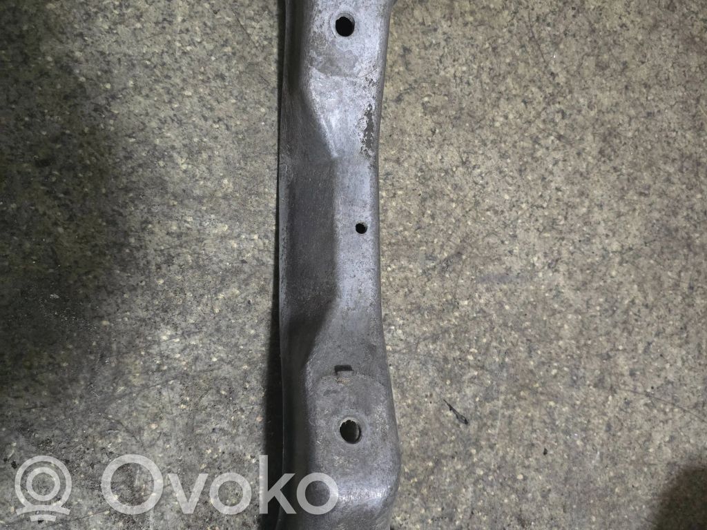 BMW 3 E36 Engine mounting bracket 