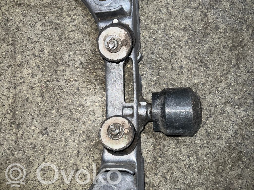 BMW 7 E38 Gearbox mounting bracket 