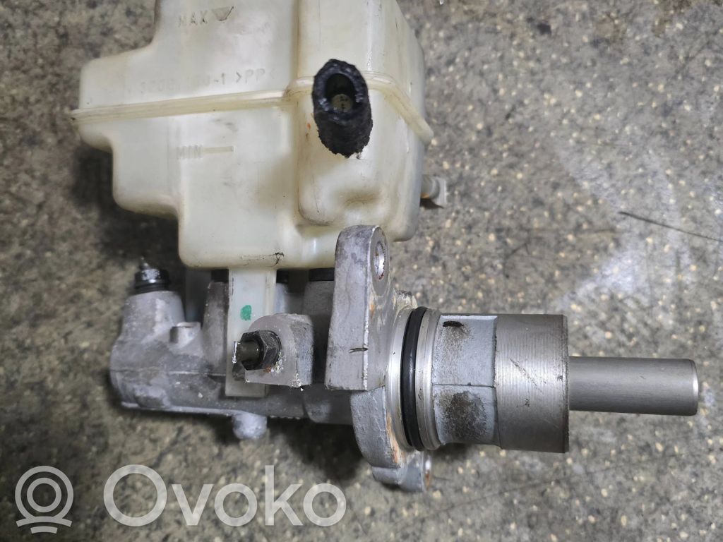 BMW 5 E39 Master brake cylinder 