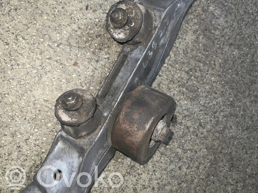 Gearbox mounting bracket   1093446