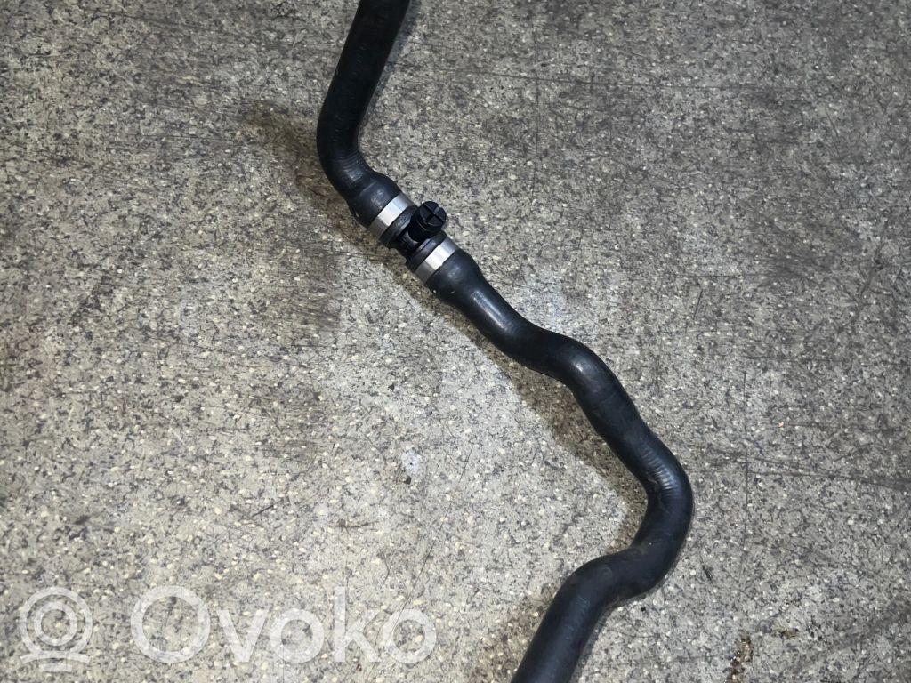BMW 5 E39 Engine coolant pipe/hose 