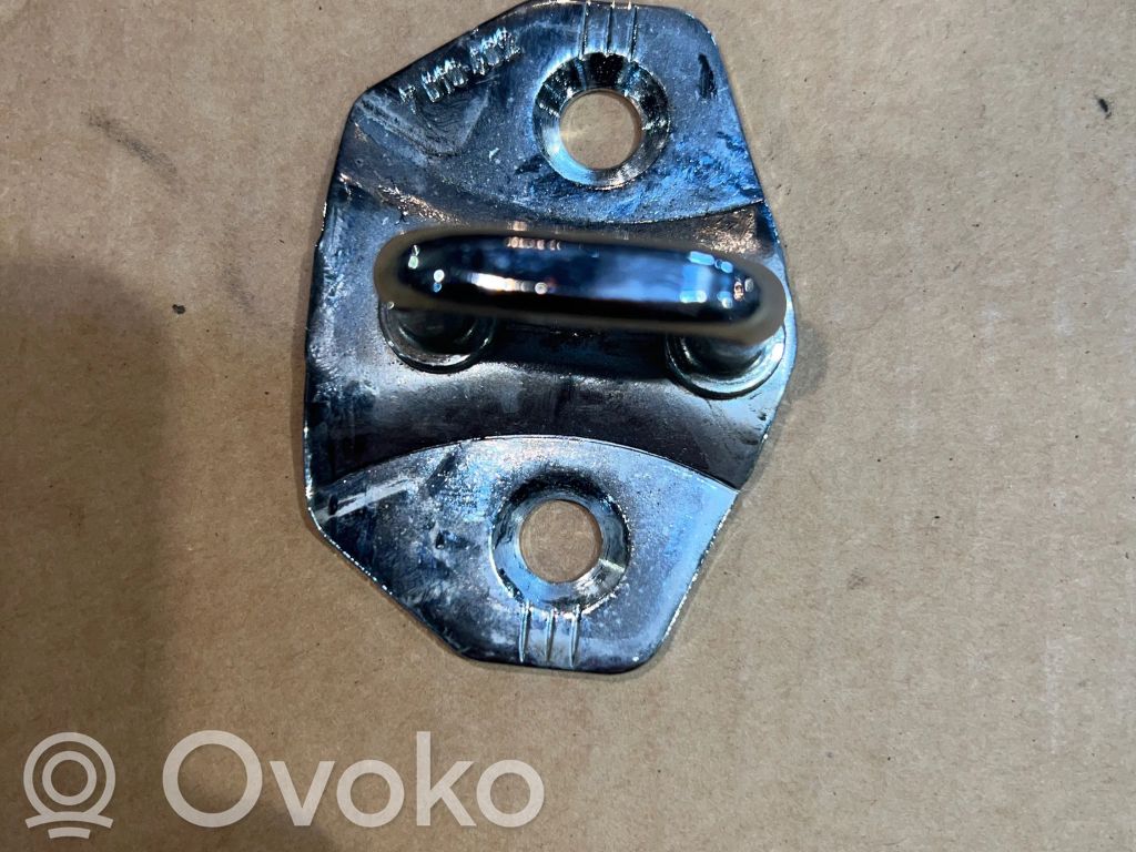 BMW X5 E53 Front door lock loop/hook striker 