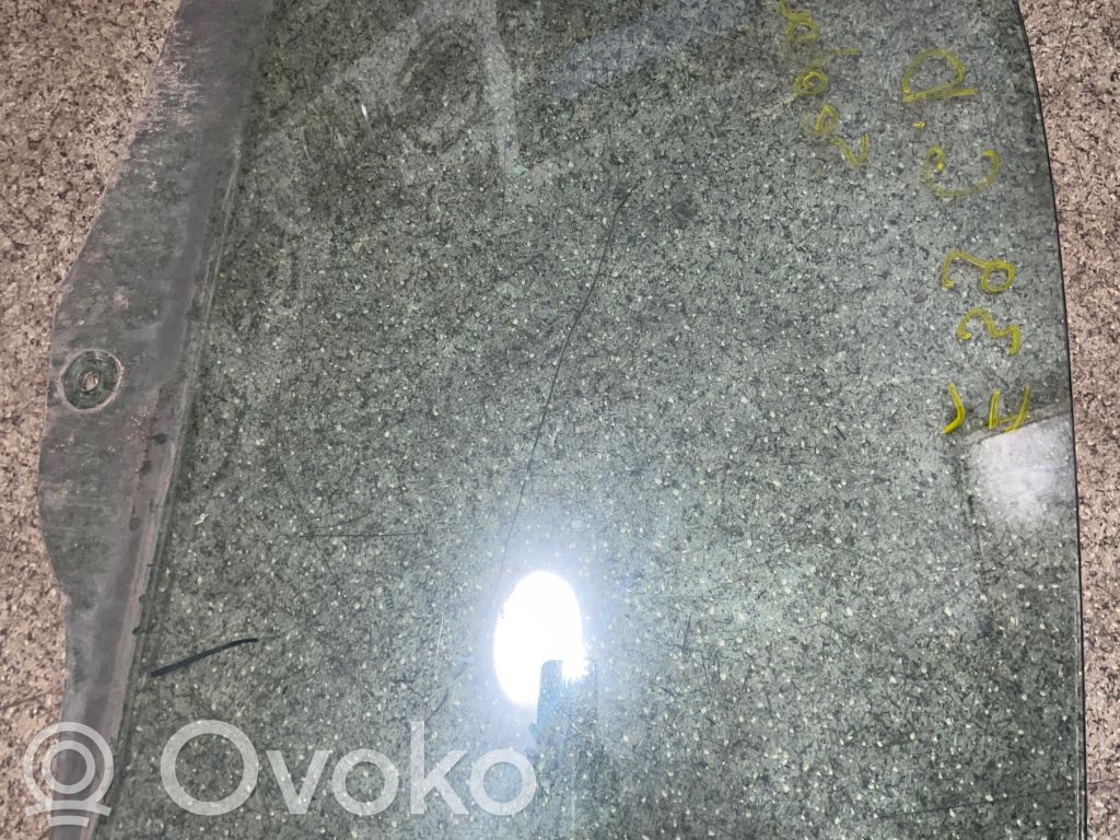 BMW 5 E39 Rear door window glass 