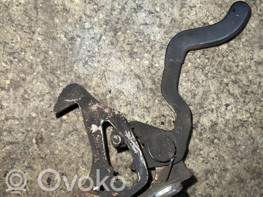 BMW 5 E39 Spyna variklio dangčio 