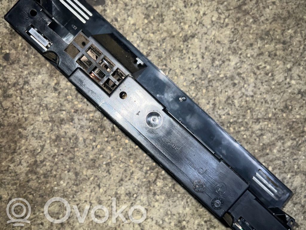 BMW 5 E39 Climate control unit 