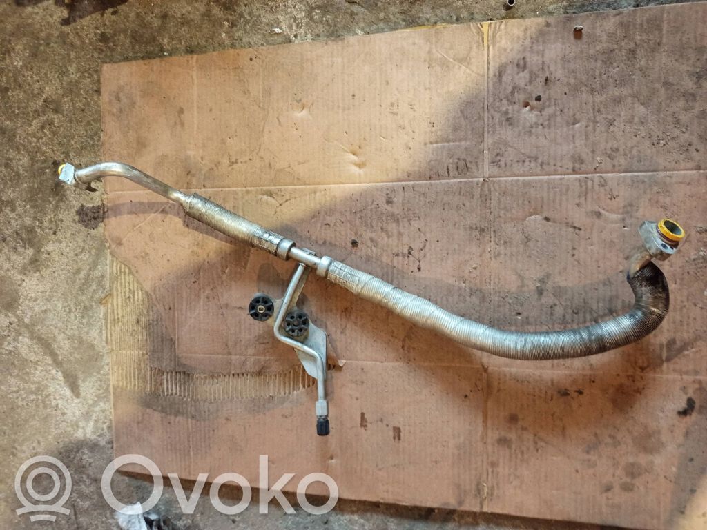 BMW 5 E60 E61 Air conditioning (A/C) pipe/hose 
