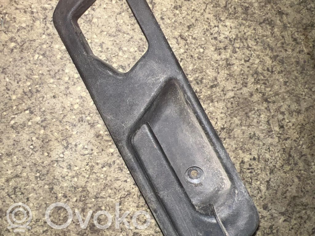 BMW 5 E34 Manecilla interna puerta delantera 