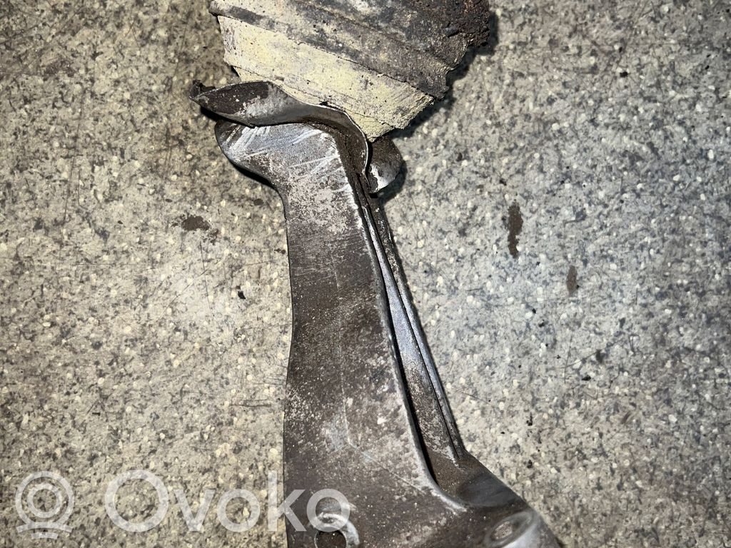 BMW 5 E34 Engine mounting bracket 