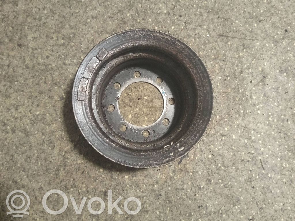 Kampiakselin vauhtipyörä   1716270
