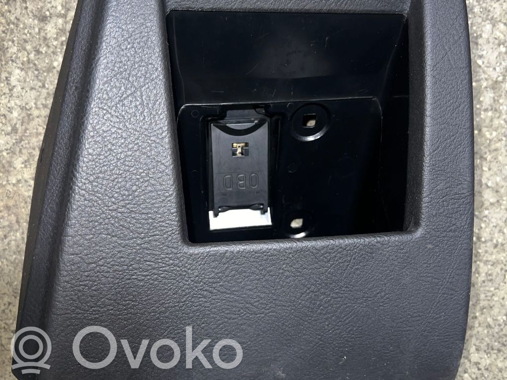 BMW 5 E39 Przedni schowek w bagażniku 
