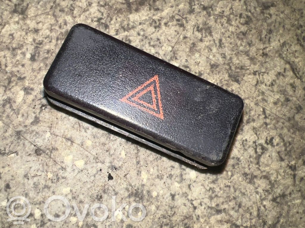Hazard light switch   1390751