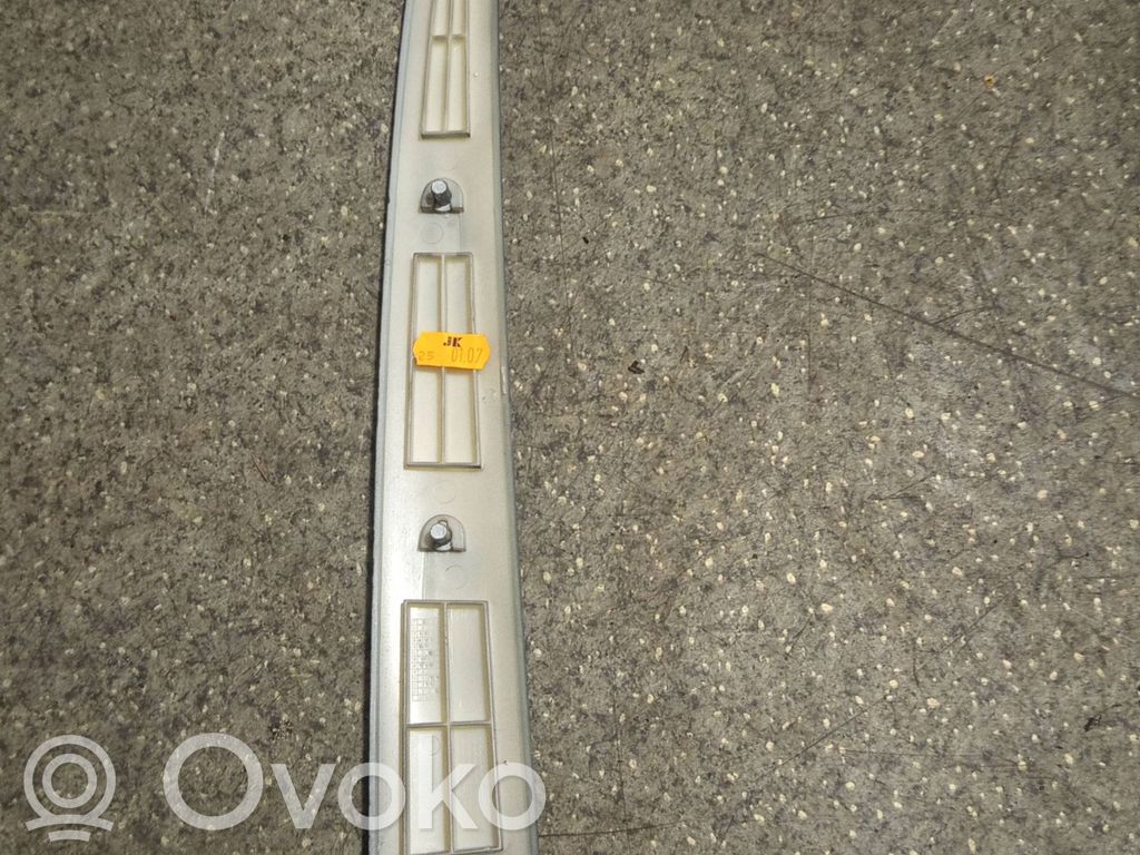 BMW X5 E53 Aizmugurē apdare 