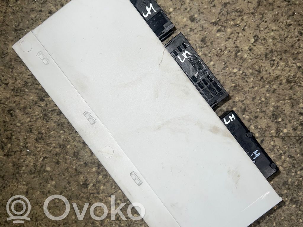 Steuergerät   6914364,689667,278332AB