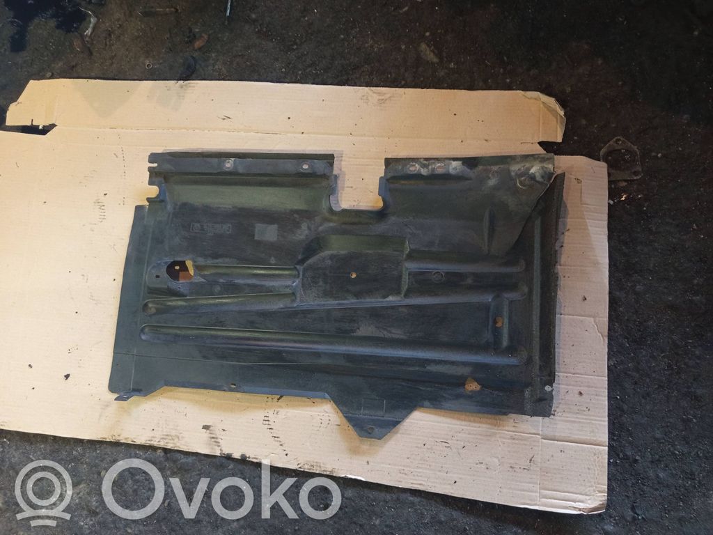 BMW 5 E39 Sivupohjapanssari 