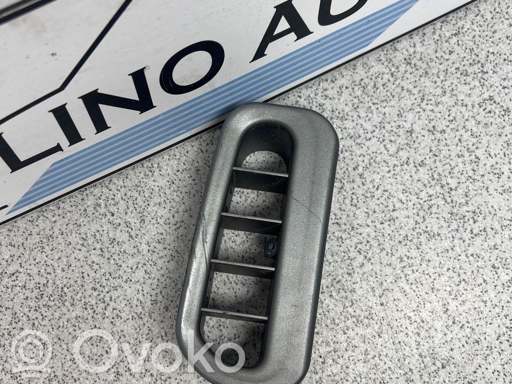 BMW 7 E65 E66 Rear air vent grill 