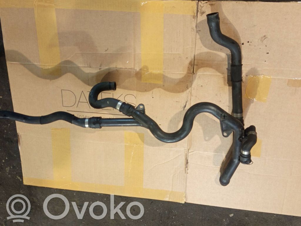 BMW 5 E39 Engine coolant pipe/hose 