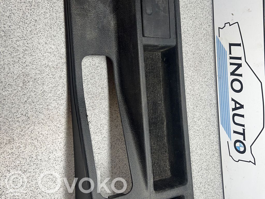 BMW 3 E36 Keskikonsoli 