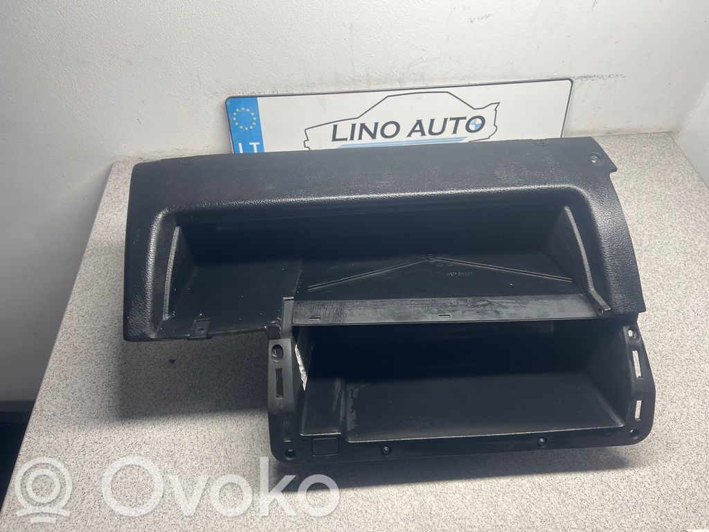 Glove box set   8146461
