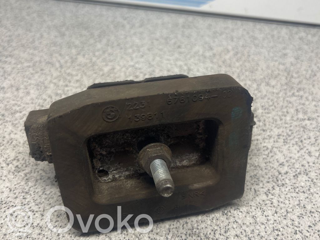 BMW 5 E60 E61 Pārnesumkārbas spilvens 