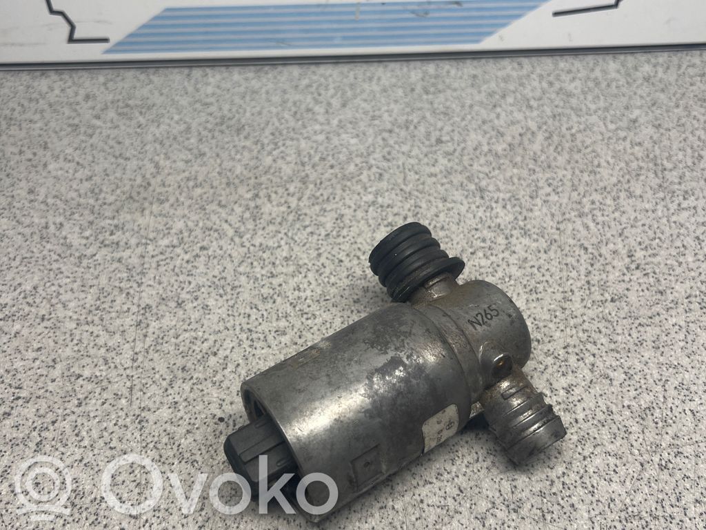 BMW 3 E30 Brīvgaitas vārsts (regulators) 