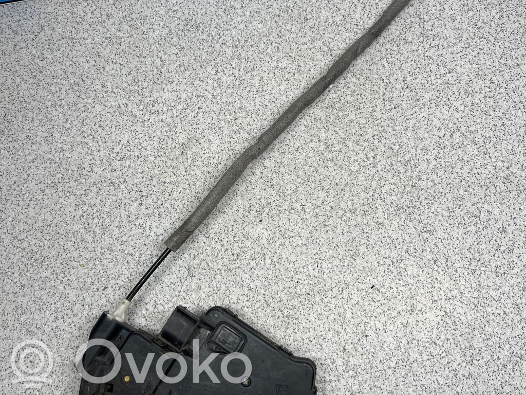 BMW 3 E46 Front door lock 