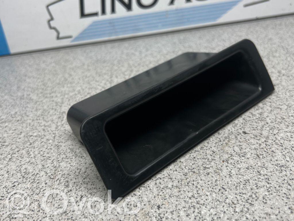 Ashtray (front)   51168210445,8159701