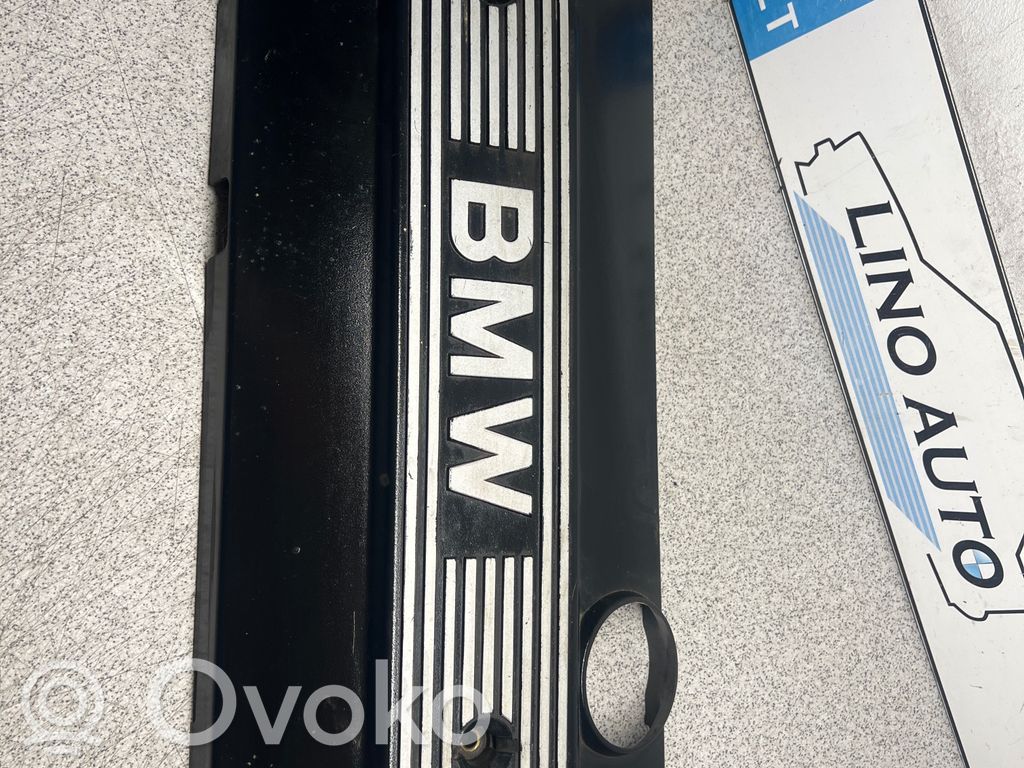 Engine cover (trim)   1748633