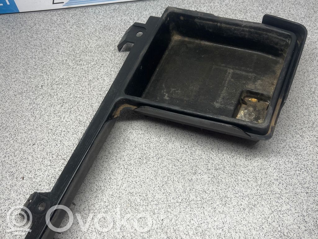 Other trunk/boot trim element   8162577