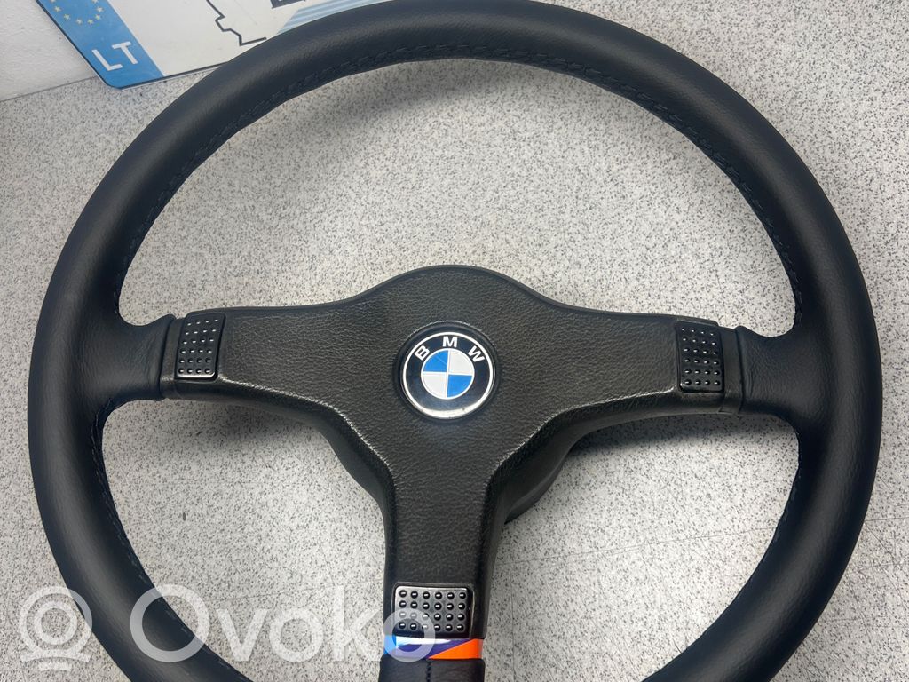 BMW 5 E28 Steering wheel 