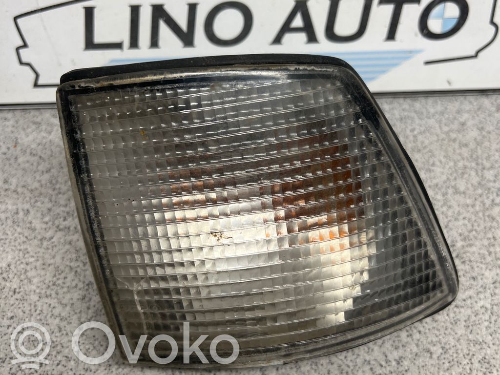 BMW 7 E32 Front indicator light 