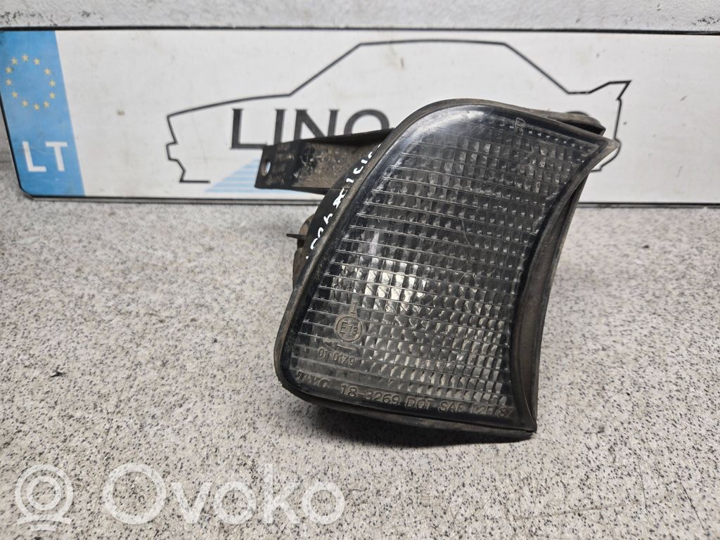 BMW 5 E34 Front indicator light 