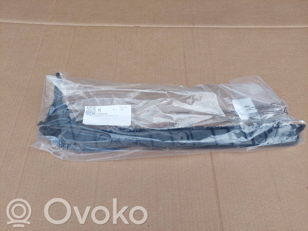 Ford Tourneo Custom Takapuskurin kannake 