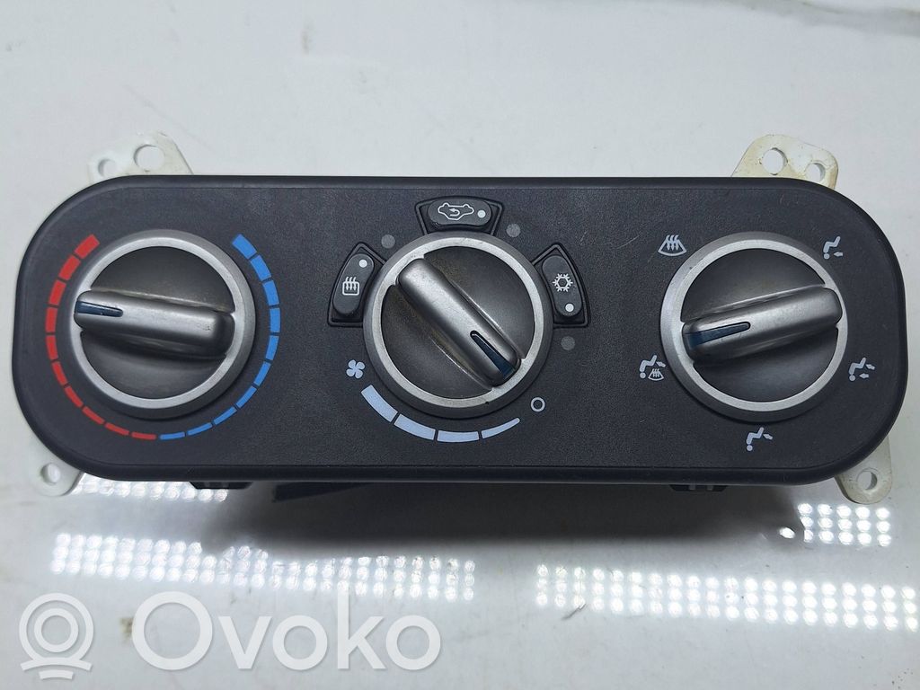 Jeep Compass Air conditioner control unit module 