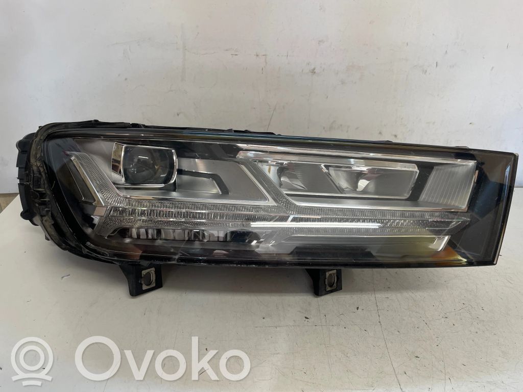 Audi Q7 4M Scheinwerfer 