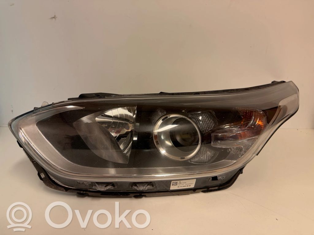 KIA Ceed Headlight/headlamp 